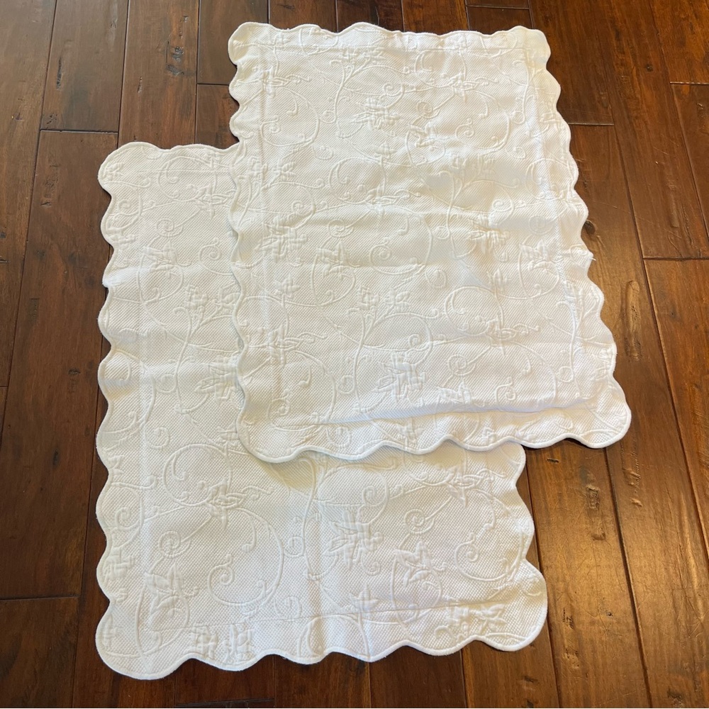 DHF Matelasse scalloped standard shams